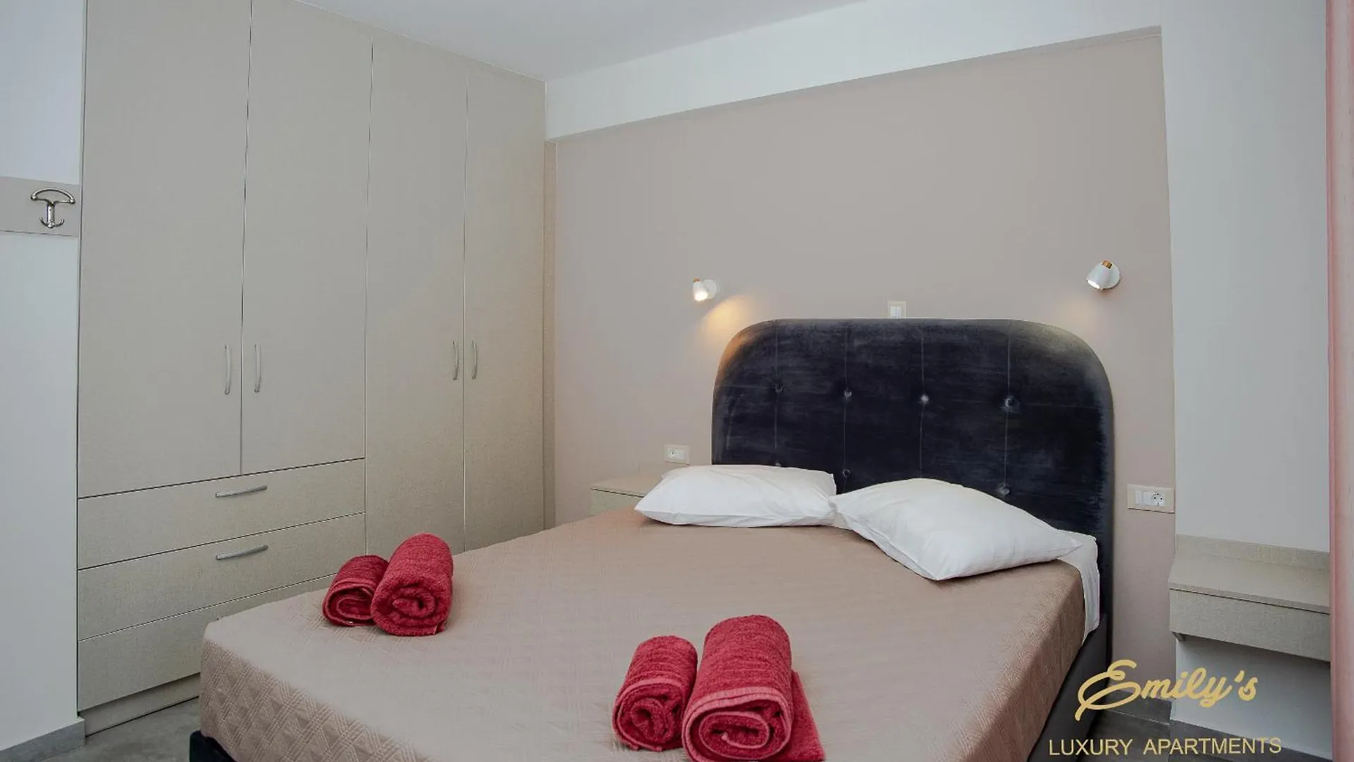 Emily'S Luxury Apartments Argostoli
