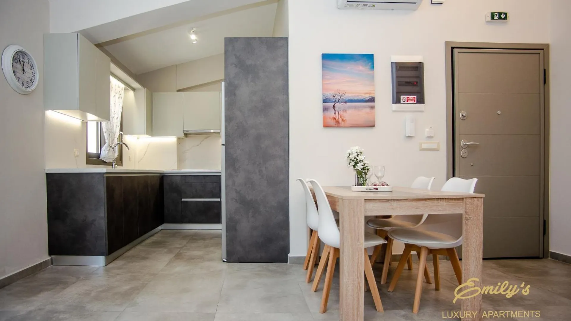 Emily'S Luxury Apartments Αργοστόλι Ελλάδα